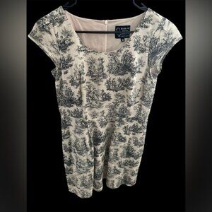 LIKE NEW- BIRDS OF NORTH AMERICA COTTON DRESS